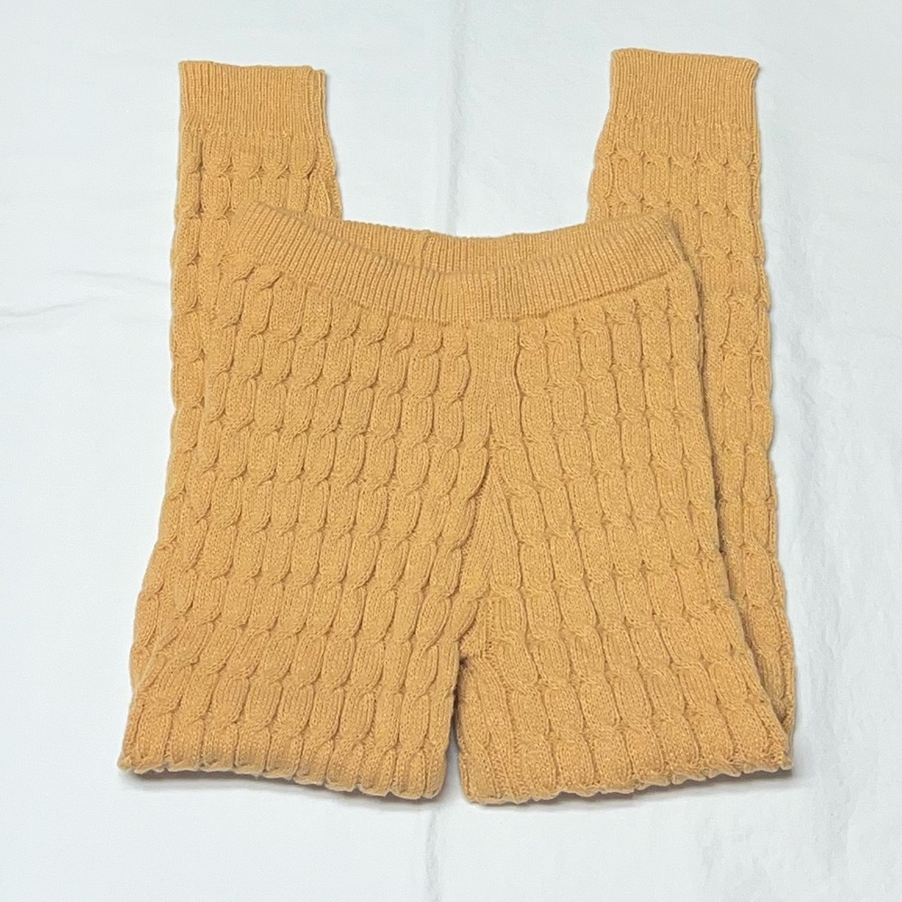 Knitted Set - Picture 9 of 9